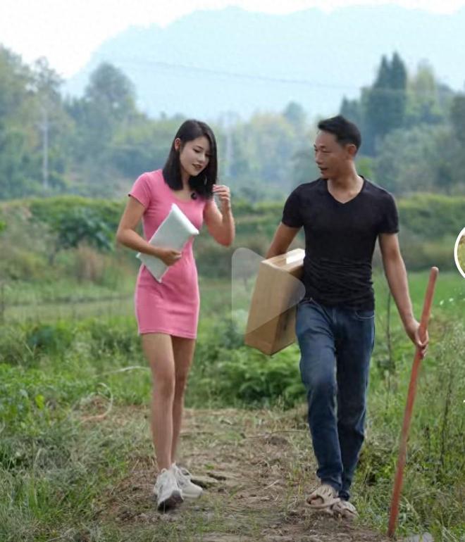 平妹太主动了！天天往相亲对象家里跑穿的很